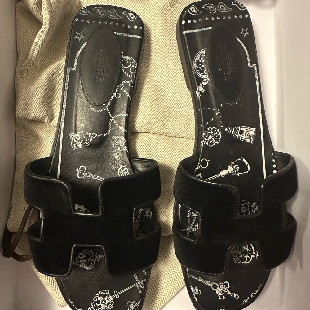 Hermes oran Black Women's Sandals